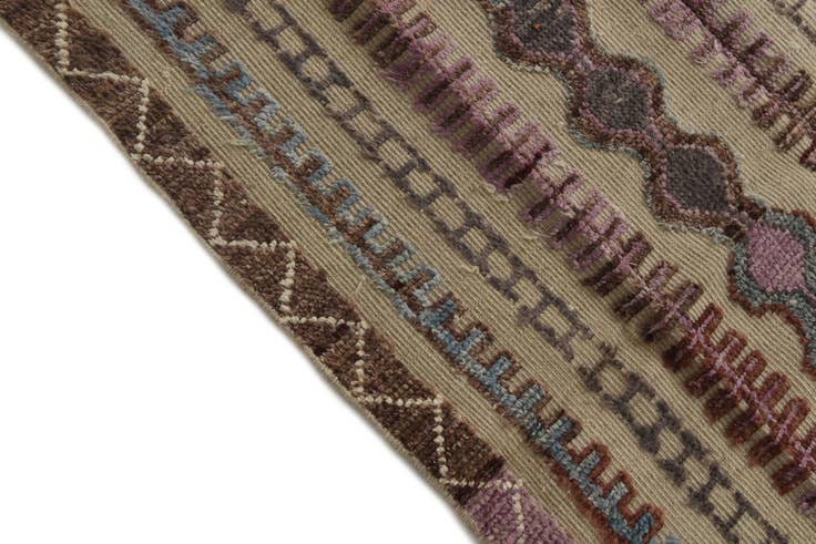 Detail image of 8' 3 x 10' 6 Hand Knotted Darya Wool Rug