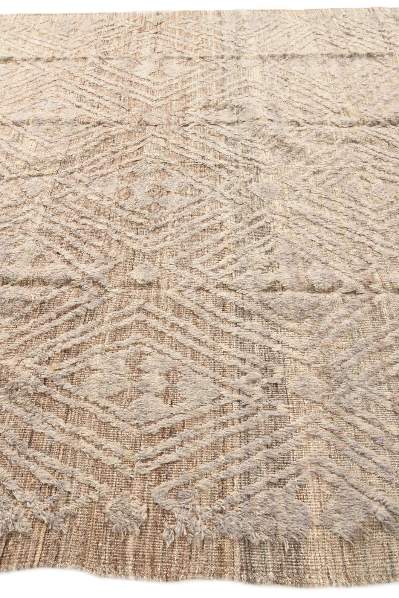 8' 9 x 12' 5 Hand Knotted Darya Wool Rug