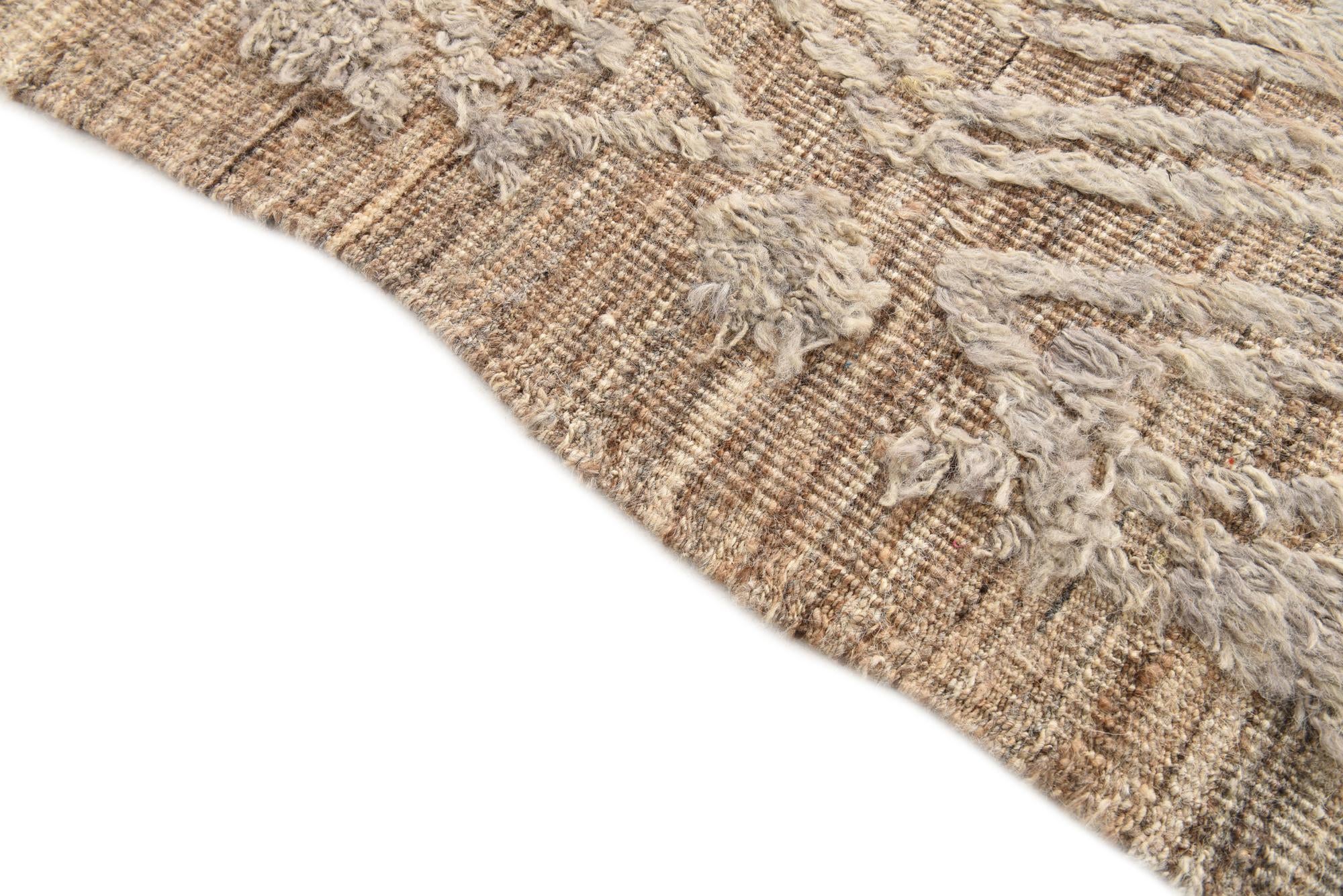 8' 9 x 12' 5 Hand Knotted Darya Wool Rug