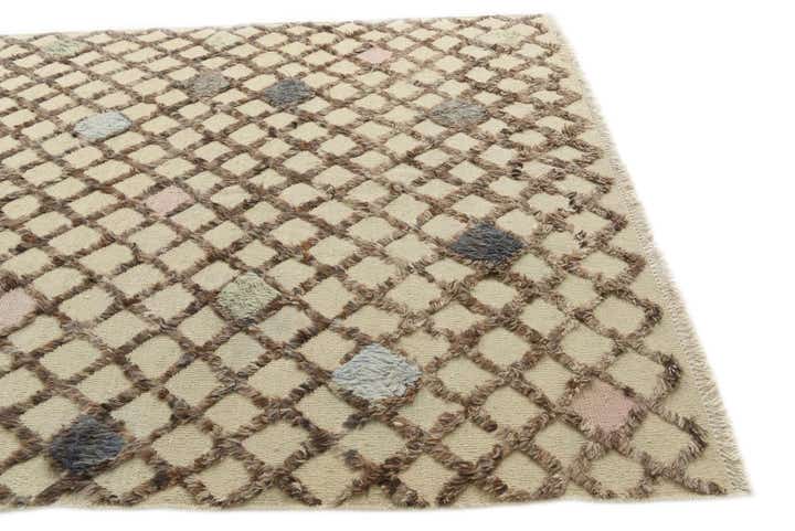 6' 6 x 10' 4 Hand Knotted Darya Wool Rug