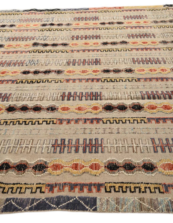 Detail image of 9' x 12' 3  Hand Knotted Darya Wool Rug