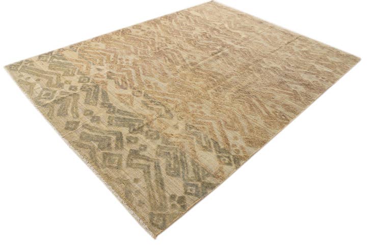Detail image of 7' 9 x 10' 2 Hand Knotted Darya Wool Rug