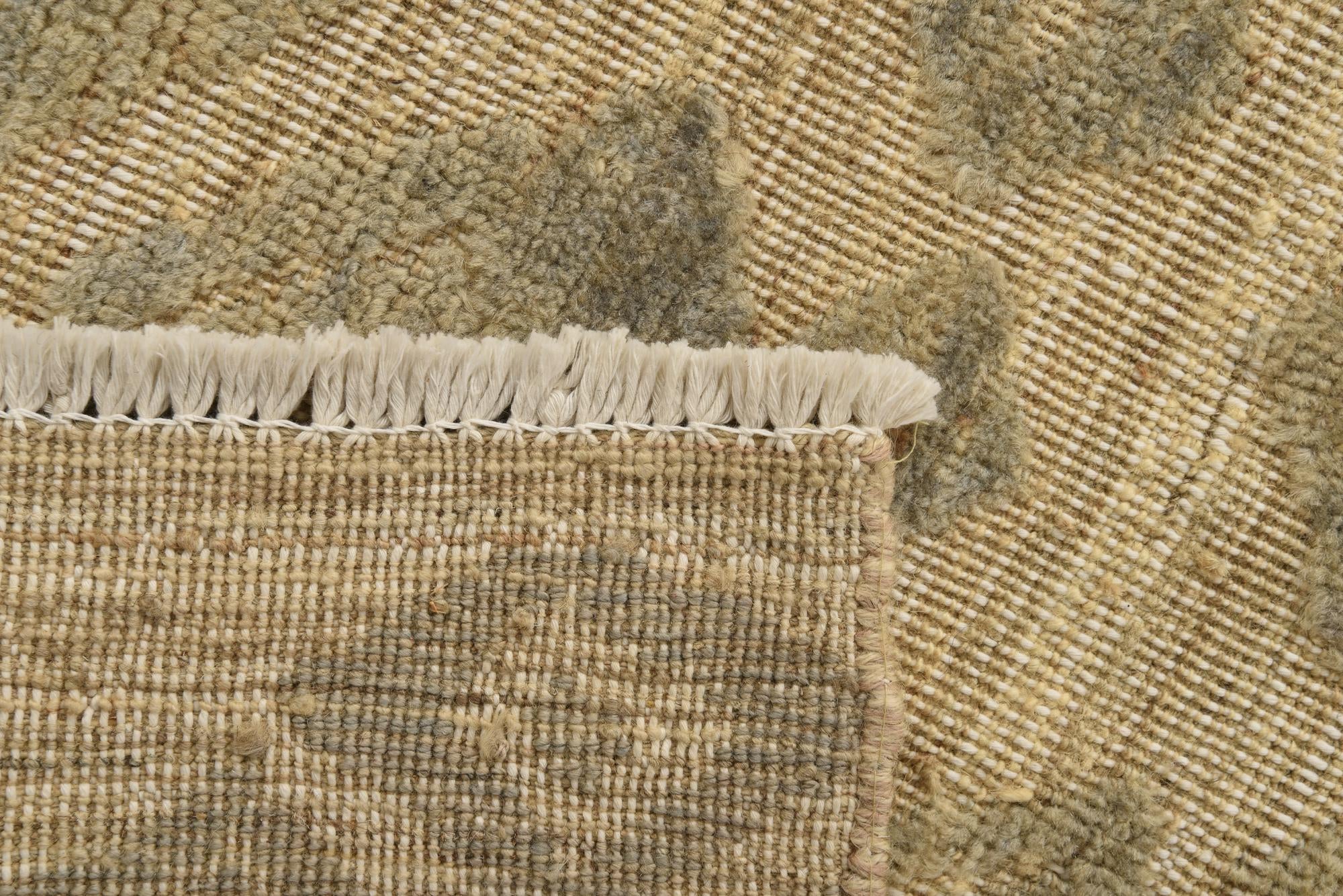 7' 9 x 10' 2 Hand Knotted Darya Wool Rug