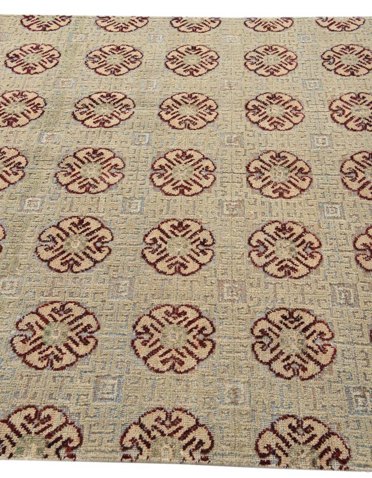 Detail image of 5' 5 x 8' 2  Hand Knotted Darya Wool Rug