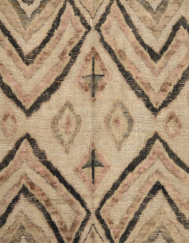 Detail image of 8' 11 x 11' 9  Hand Knotted Darya Wool Rug