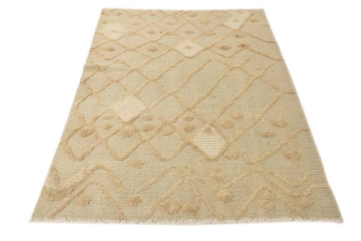 Detail image of 4' 6 x 6' 2 Hand Knotted Darya Wool Rug