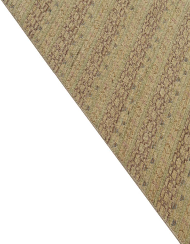 Detail image of 8' x 10' 1  Hand Knotted Darya Wool Rug