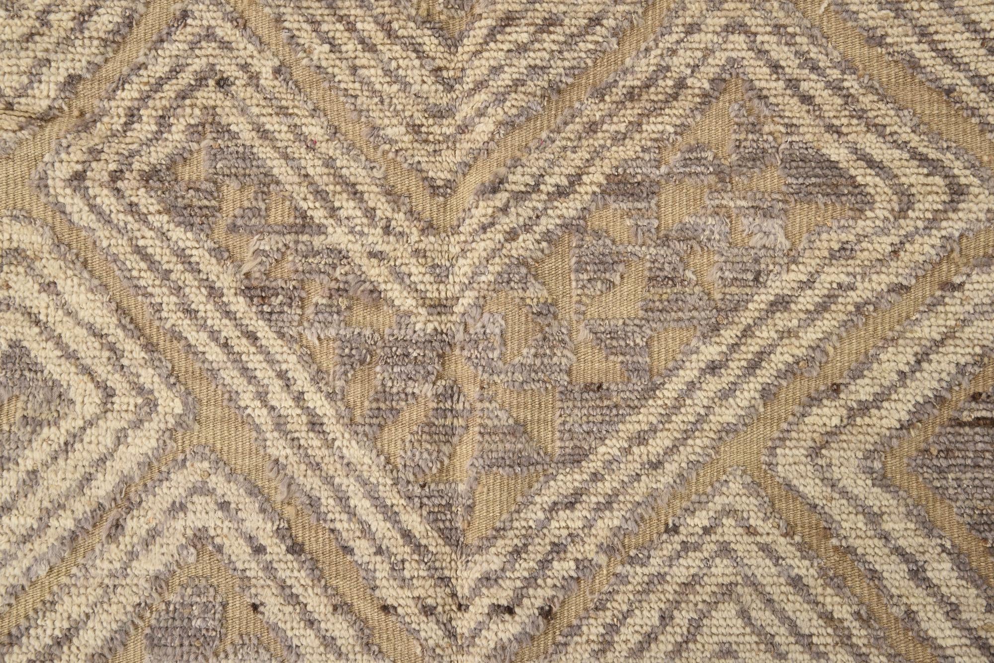 7' 9 x 10' 3 Hand Knotted Darya Wool Rug