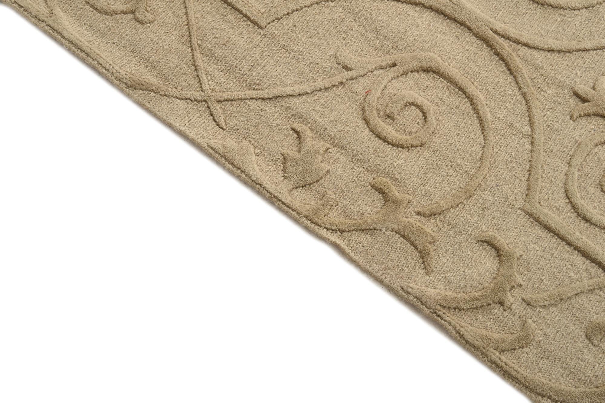 5' 5 x 7' 5 Hand Knotted Darya Wool Rug