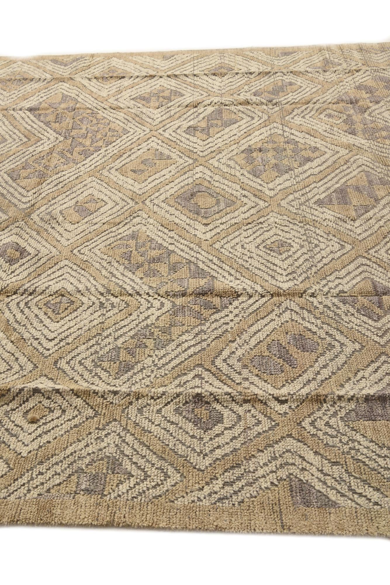 7' 9 x 10' 2 Hand Knotted Darya Wool Rug