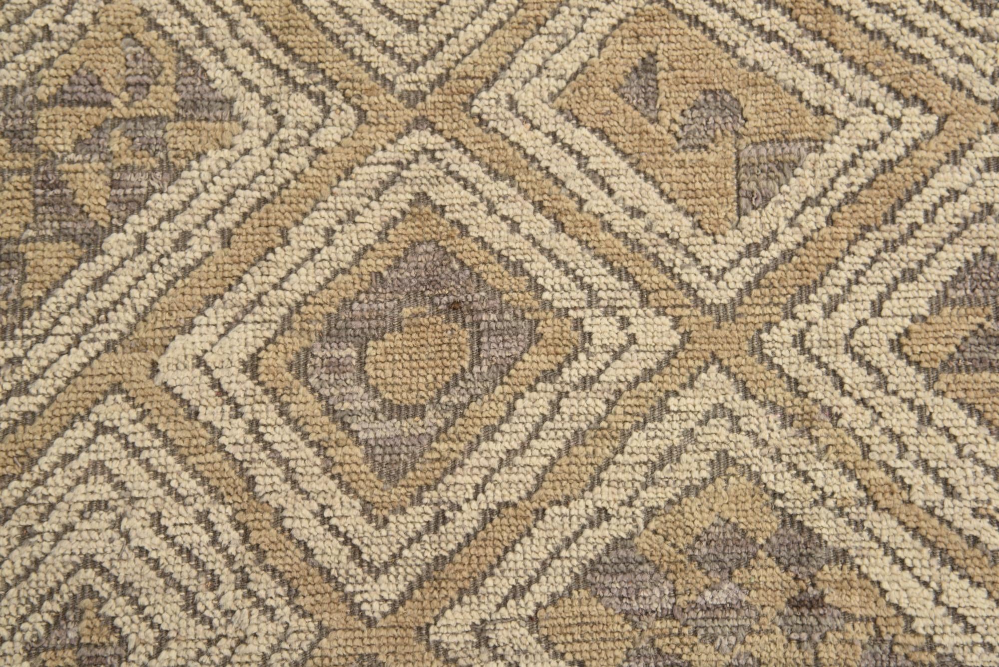 7' 9 x 10' 2 Hand Knotted Darya Wool Rug