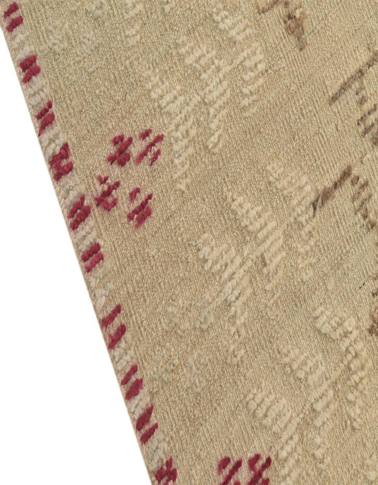 Detail image of 4' 2 x 6' 1  Hand Knotted Darya Wool Rug