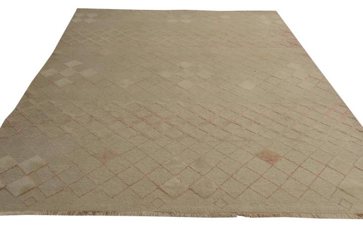 Detail image of 8' x 9' 6 Hand Knotted Darya Wool Rug