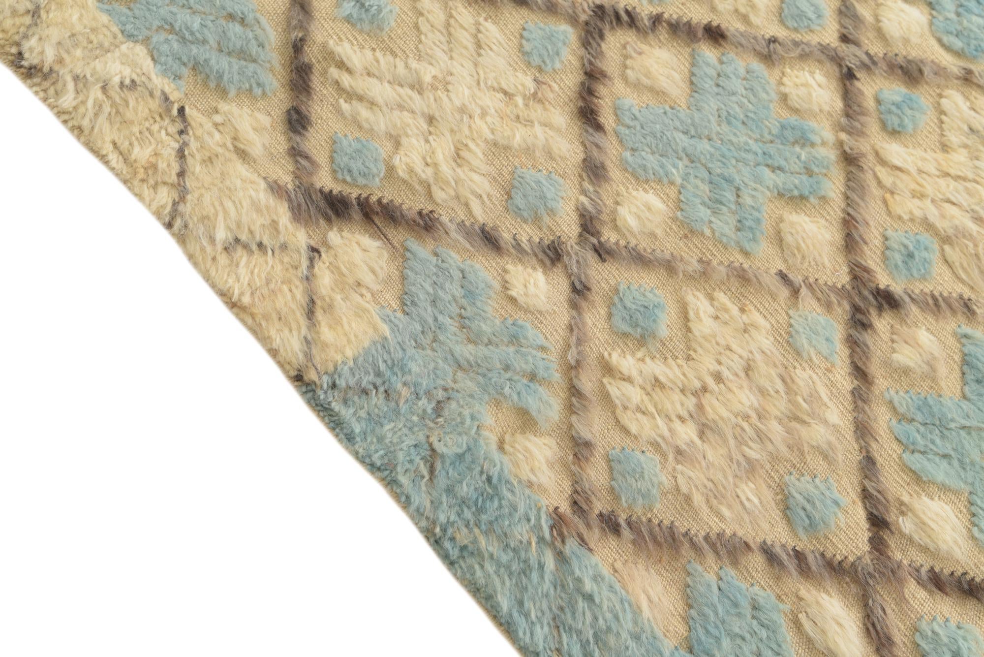 7' 7 x 10' 3 Hand Knotted Darya Wool Rug