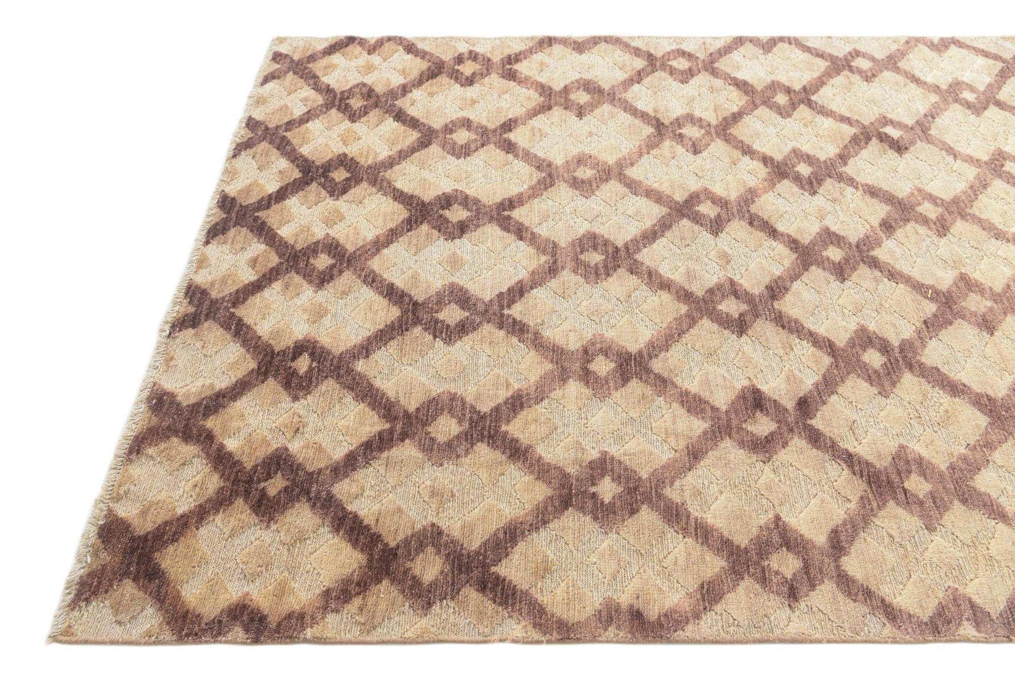 4' 2 x 5' 8 Hand Knotted Darya Wool Rug