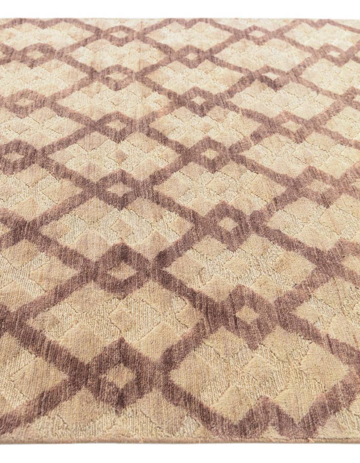 Detail image of 4' 2 x 5' 8  Hand Knotted Darya Wool Rug