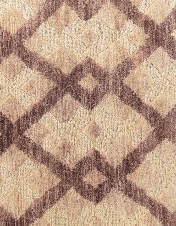 Detail image of 4' 2 x 5' 8  Hand Knotted Darya Wool Rug