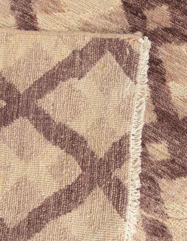 Detail image of 4' 2 x 5' 8  Hand Knotted Darya Wool Rug