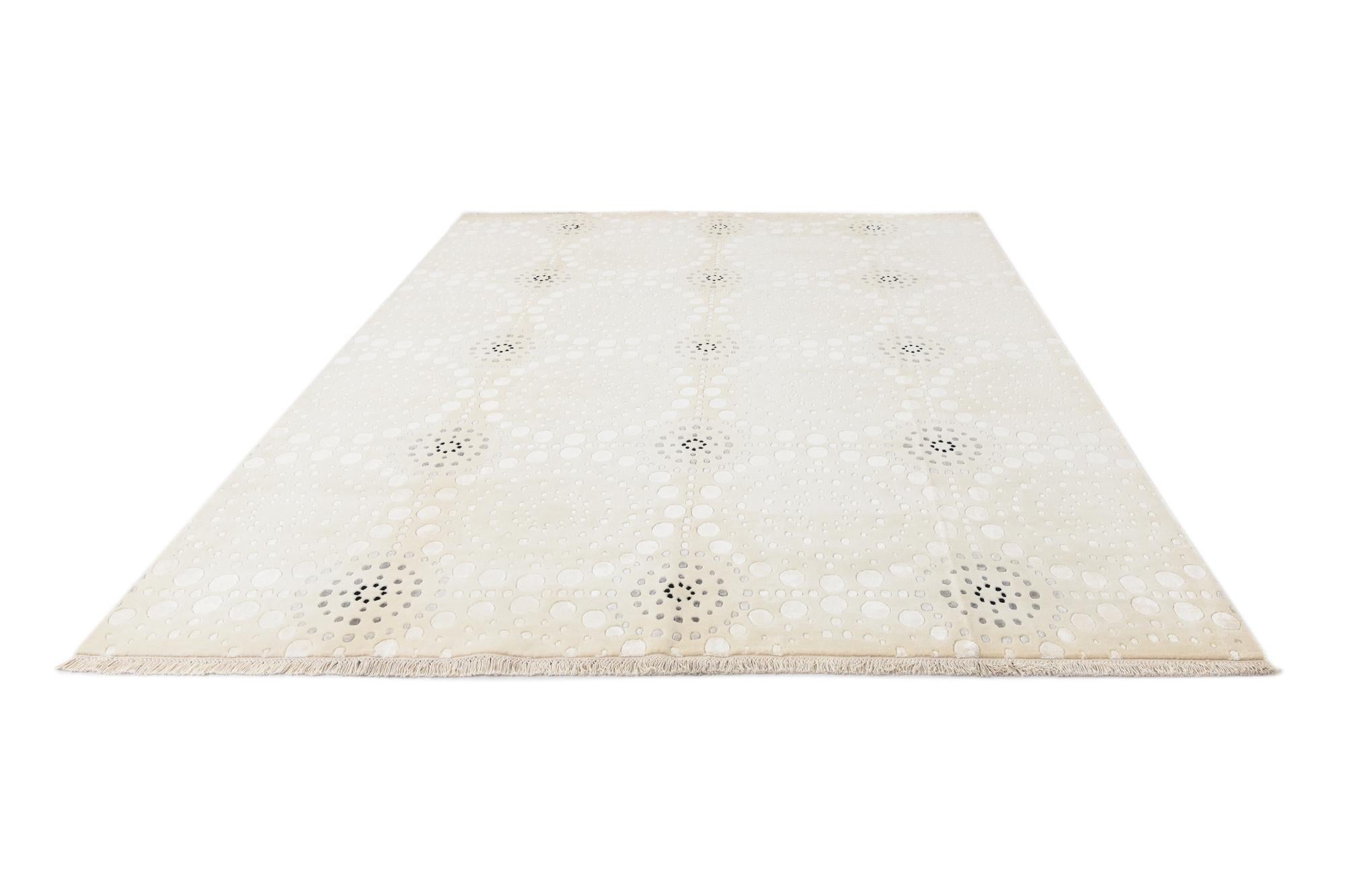 8' x 10' 2 Hand Knotted Darya Wool Rug