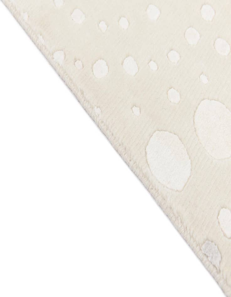 Detail image of 8' x 10' 2  Hand Knotted Darya Wool Rug