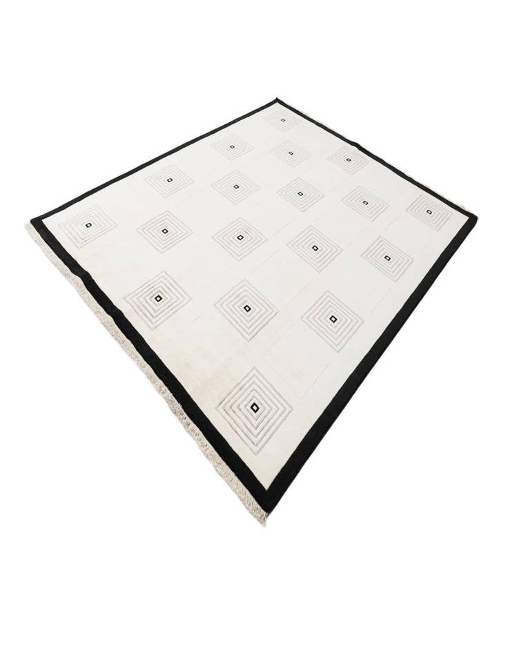 Detail image of 7' 10 x 10'  Hand Knotted Darya Wool Rug