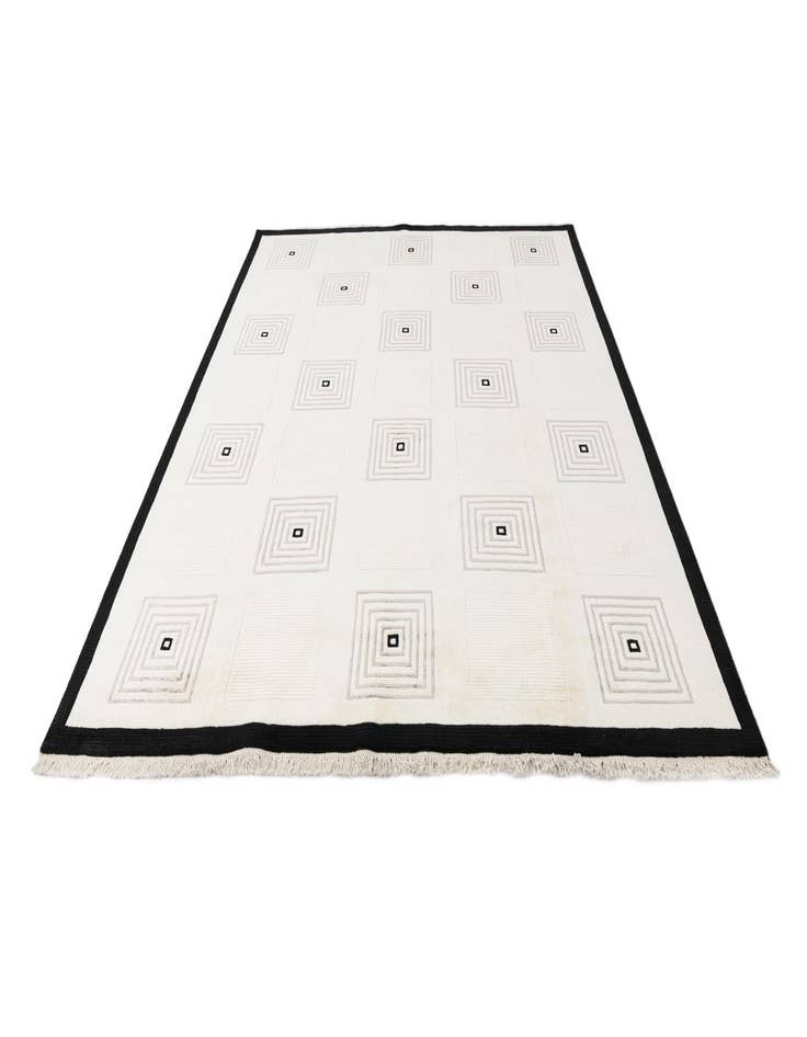 Detail image of 7' 10 x 10'  Hand Knotted Darya Wool Rug