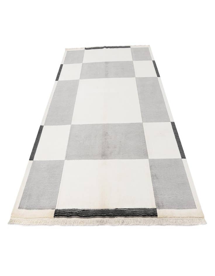 Detail image of 7' 10 x 9' 11  Hand Knotted Darya Wool Rug