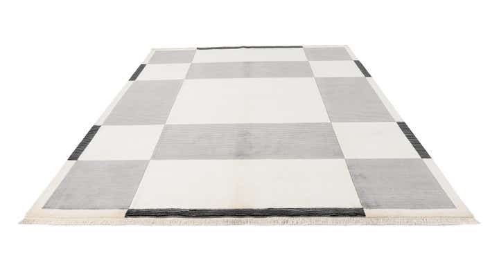 7' 10 x 9' 11 Hand Knotted Darya Wool Rug