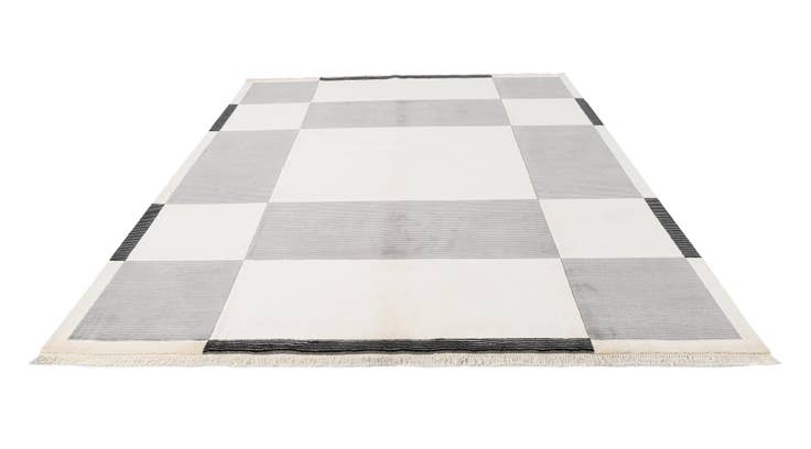 Detail image of 7' 10 x 9' 11 Hand Knotted Darya Wool Rug