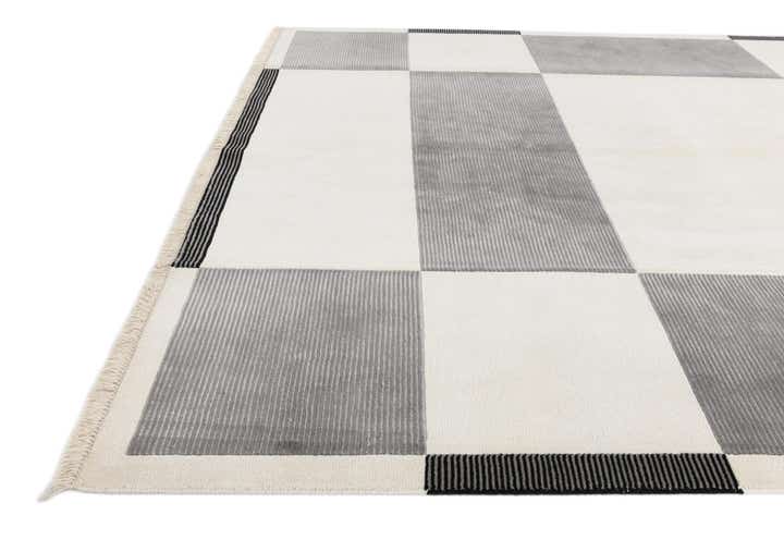 7' 10 x 9' 11 Hand Knotted Darya Wool Rug