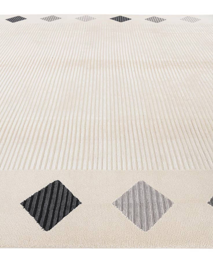 Detail image of 8' 1 x 9' 11  Hand Knotted Darya Wool Rug