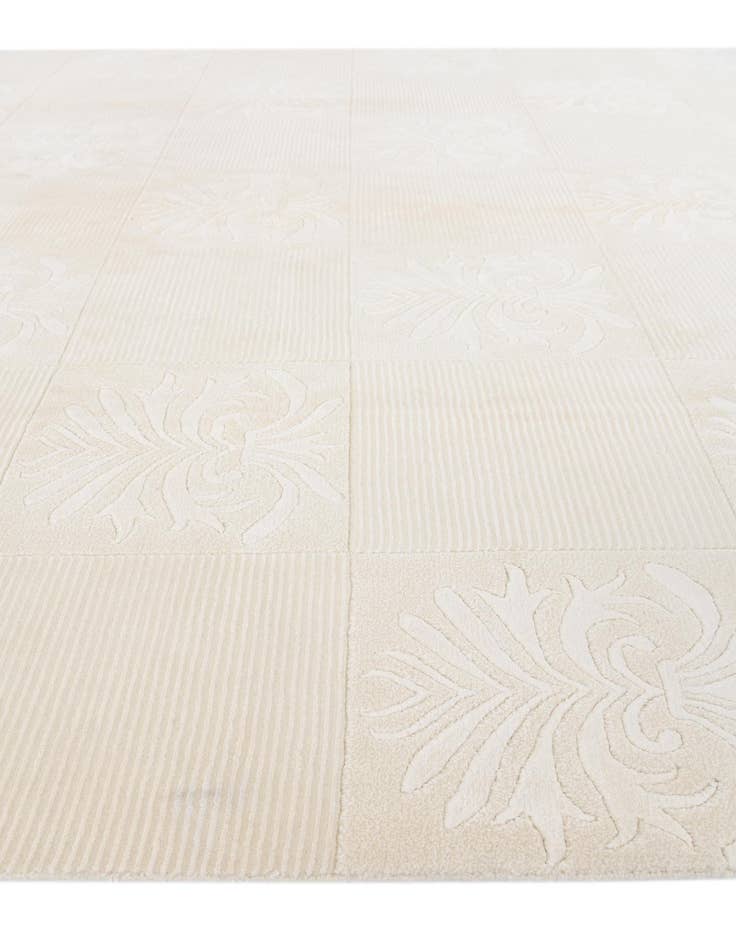 Detail image of 7' 11 x 10' 1  Hand Knotted Darya Wool Rug