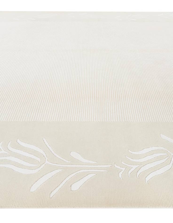 Detail image of 7' 9 x 10'  Hand Knotted Darya Wool Rug