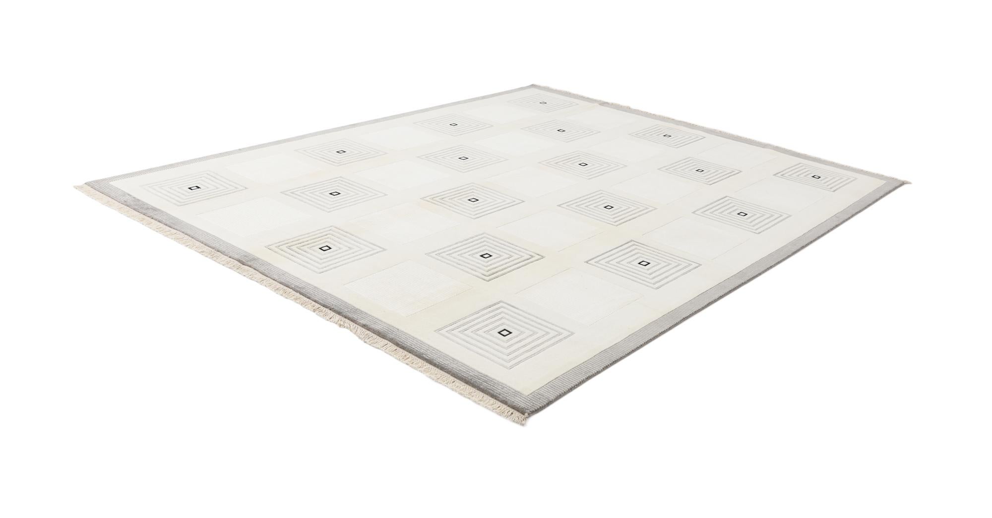 7' 10 x 9' 9 Hand Knotted Darya Wool Rug