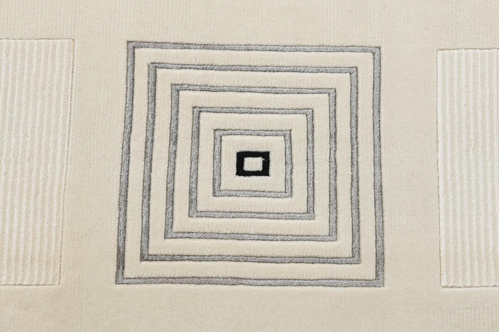 7' 10 x 9' 9 Hand Knotted Darya Wool Rug