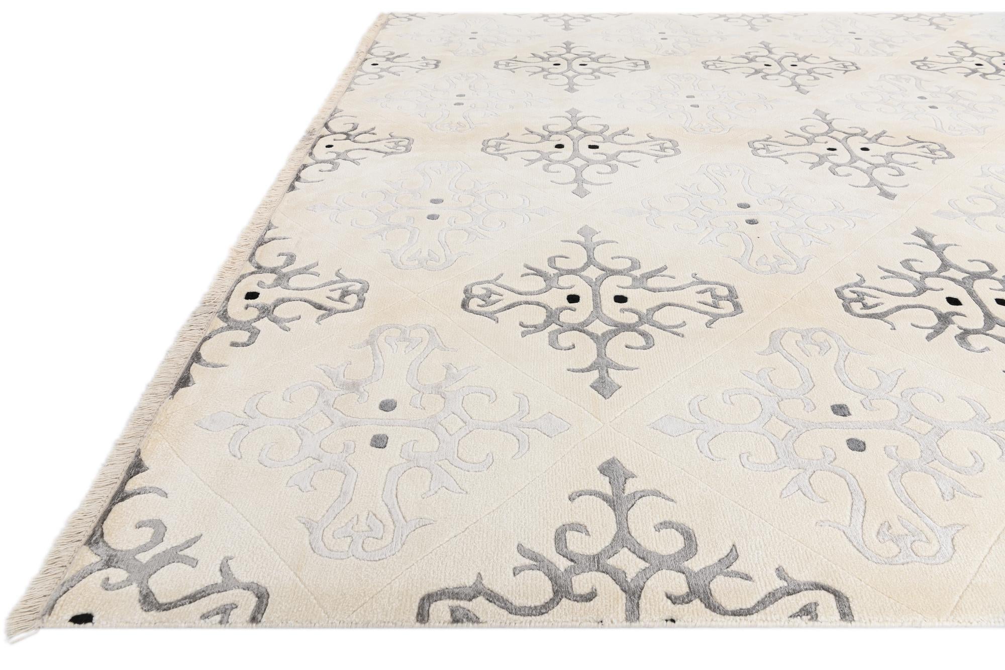 8' 1 x 11' 3 Hand Knotted Darya Wool Rug