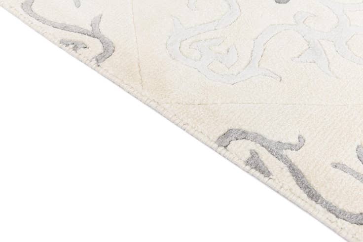 Detail image of 8' 1 x 11' 3 Hand Knotted Darya Wool Rug