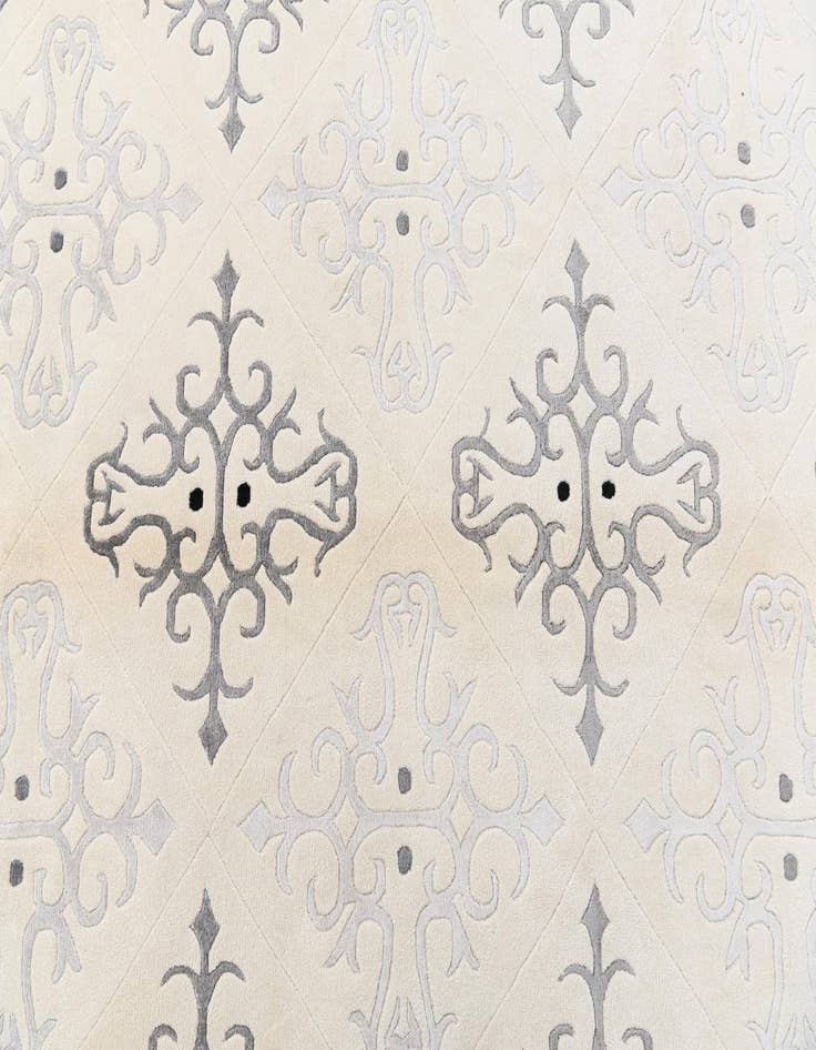 Detail image of 8' 1 x 11' 3  Hand Knotted Darya Wool Rug