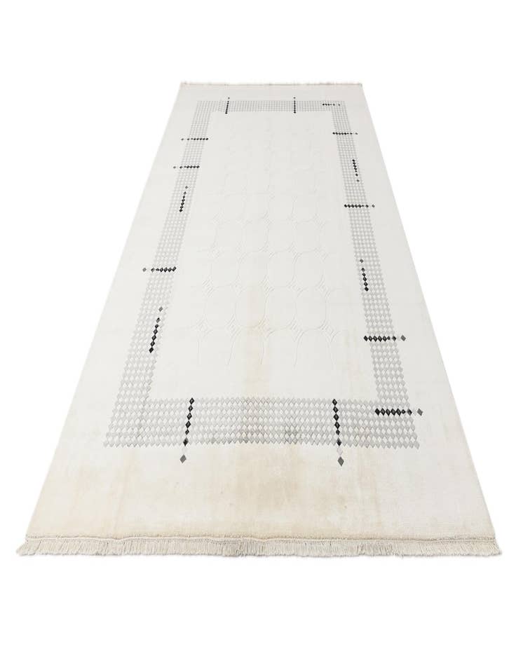 Detail image of 8' 2 x 11' 7  Hand Knotted Darya Wool Rug