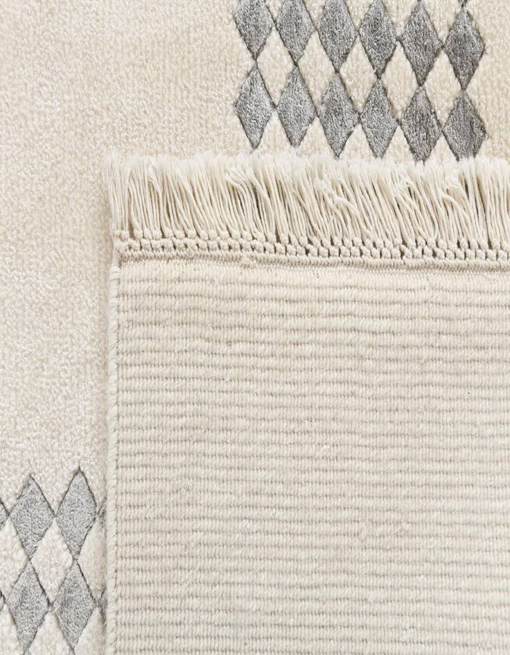 Detail image of 8' 2 x 11' 7  Hand Knotted Darya Wool Rug