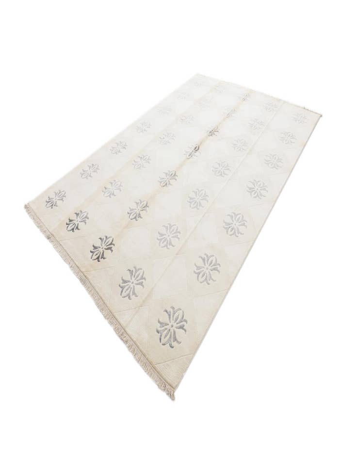 Detail image of 8' 2 x 11' 6 Hand Knotted Darya Wool Rug