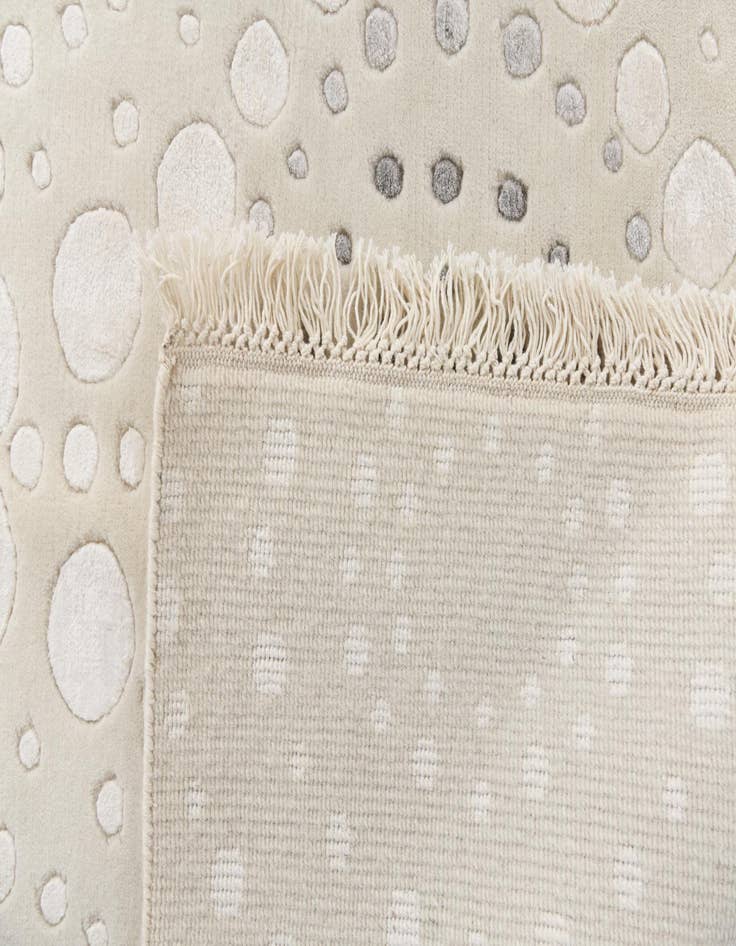 Detail image of 8' 2 x 11' 8  Hand Knotted Darya Wool Rug