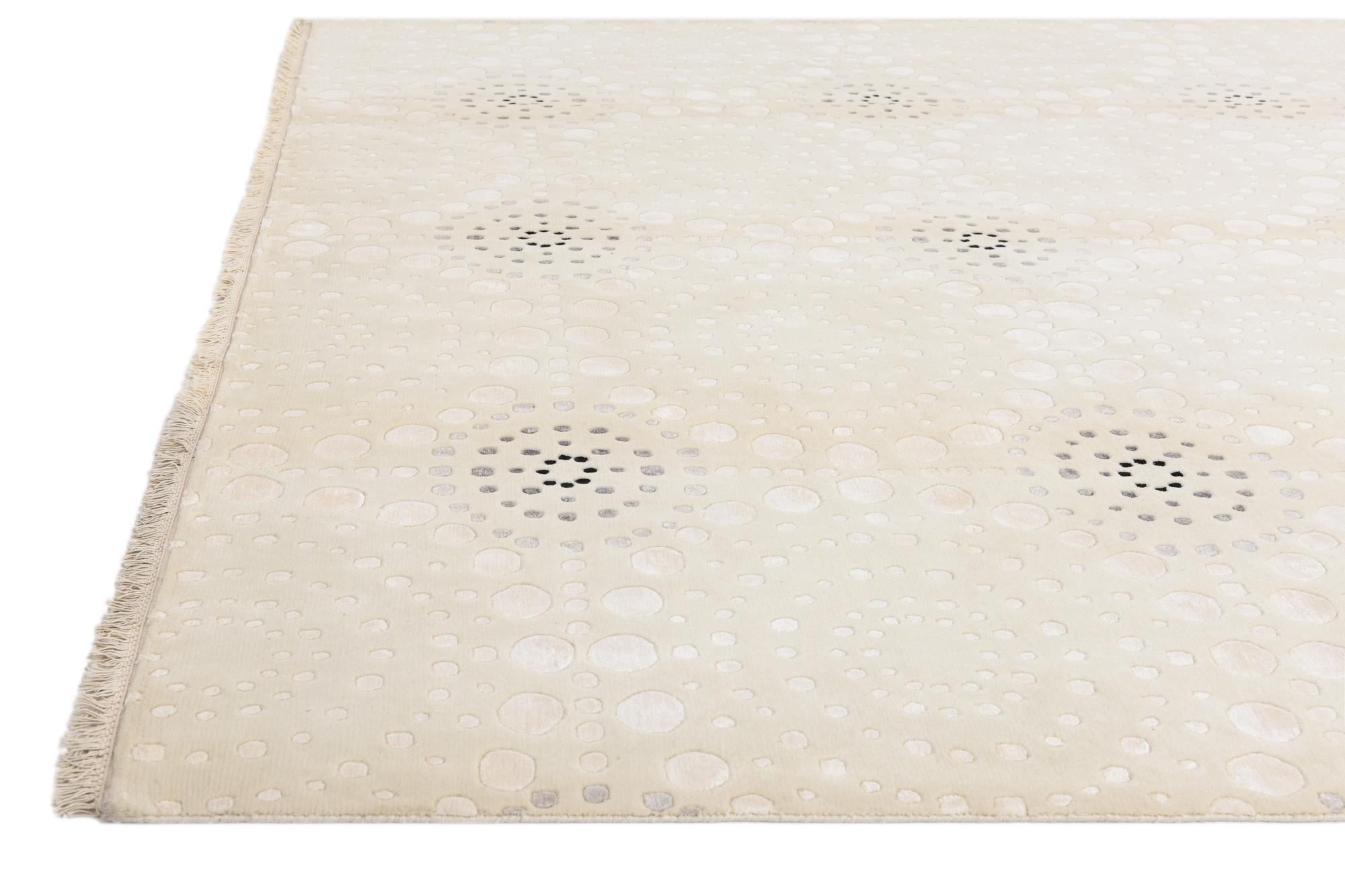 8' 2 x 11' 5 Hand Knotted Darya Wool Rug