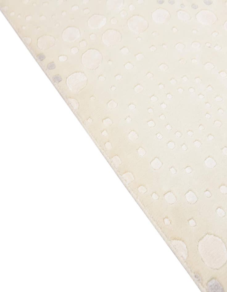 Detail image of 8' 2 x 11' 5  Hand Knotted Darya Wool Rug