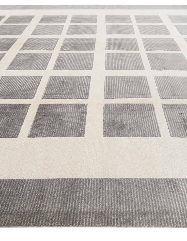 Detail image of 8' 2 x 11' 5  Hand Knotted Darya Wool Rug