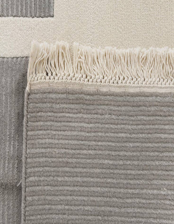 Detail image of 8' 2 x 11' 5  Hand Knotted Darya Wool Rug