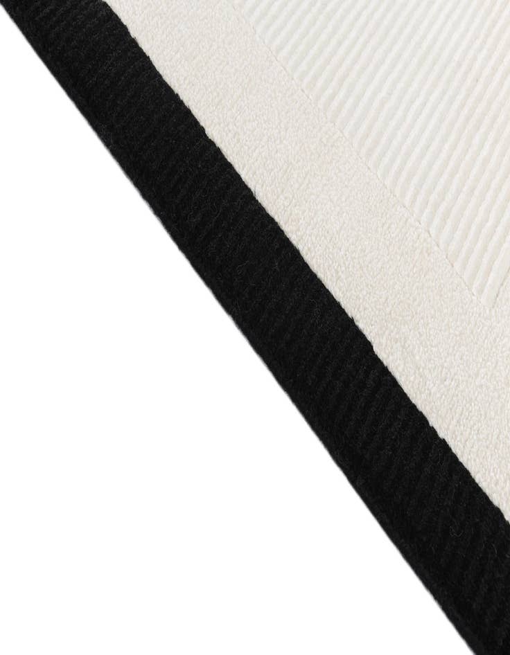 Detail image of 8' 2 x 11' 4  Hand Knotted Darya Wool Rug