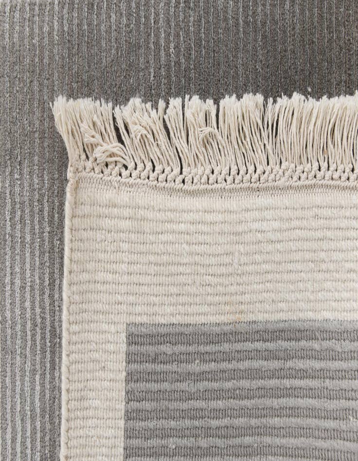 Detail image of 8' 2 x 11' 4  Hand Knotted Darya Wool Rug