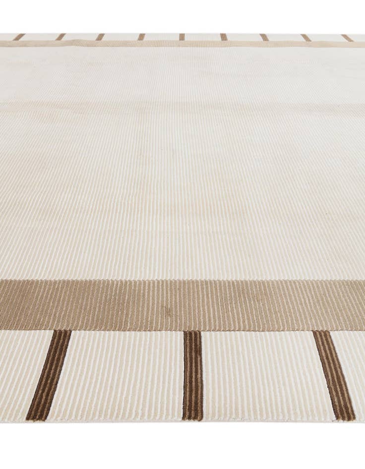 Detail image of 8' 2 x 11' 5  Hand Knotted Darya Wool Rug