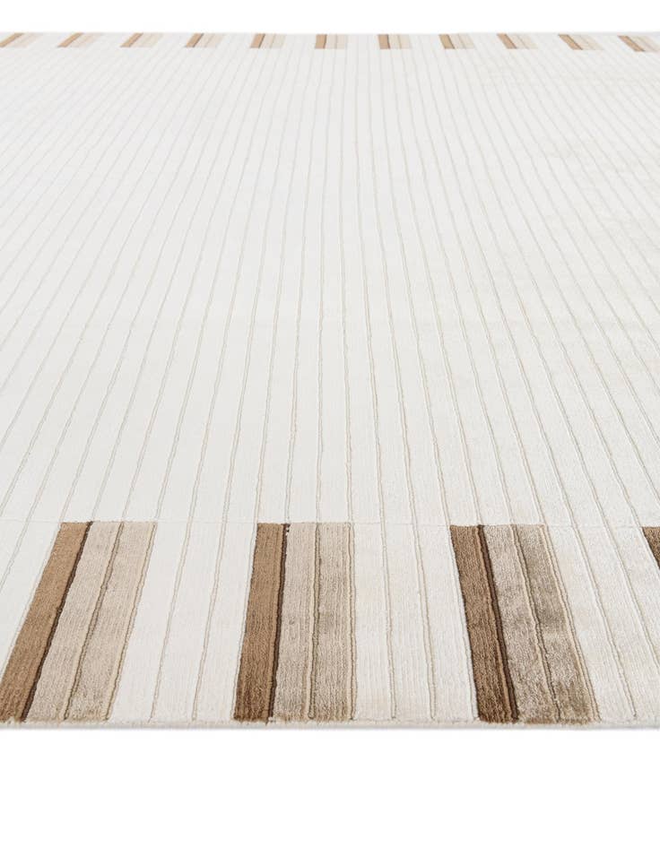 Detail image of 8' 1 x 11' 6  Hand Knotted Darya Wool Rug